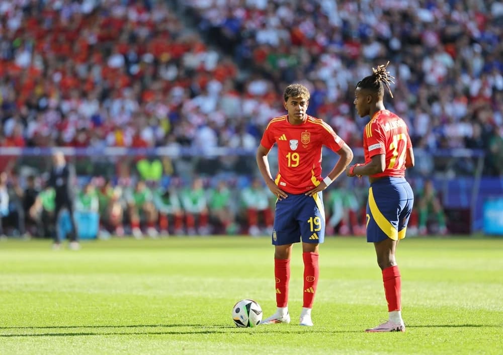 Campanha da Espanha na Copa de 2026: do tropeço ao bicampeonato