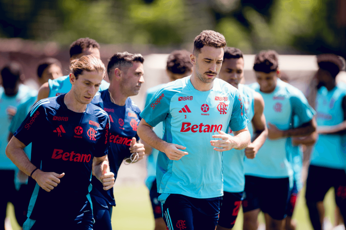 Flamengo aposta em força máxima para buscar virada contra o Lanús; Jorginho é opção